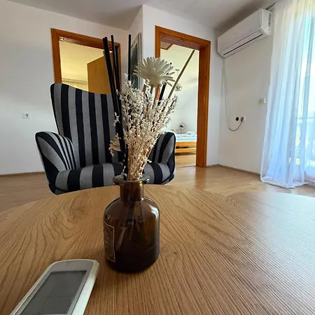 Apartament Lana *